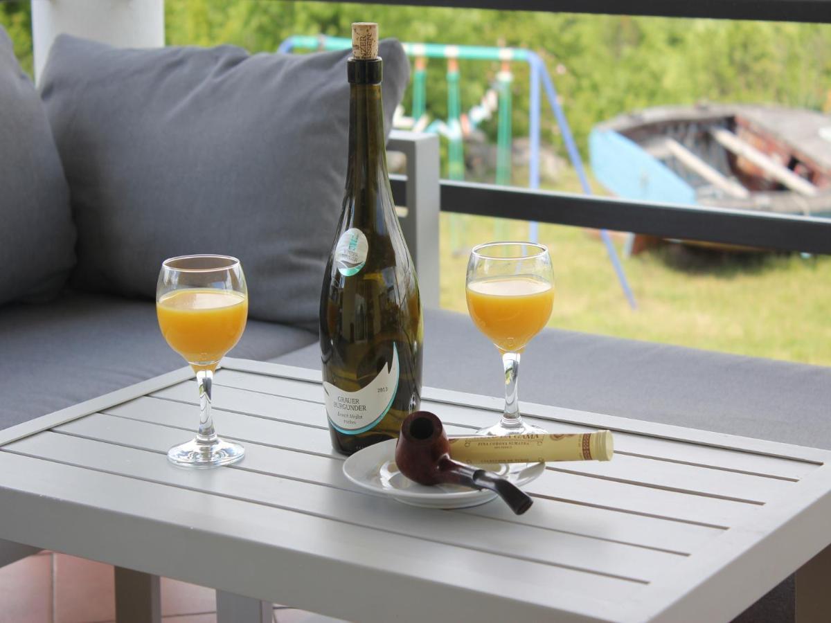 Holiday Home With Sea View Vrbnik Luaran gambar